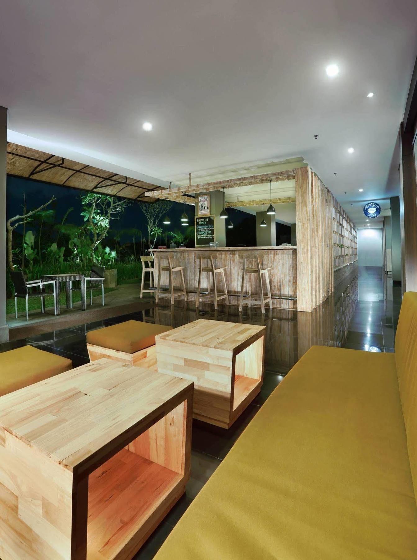 Neo Denpasar By Aston Hotel Exterior foto